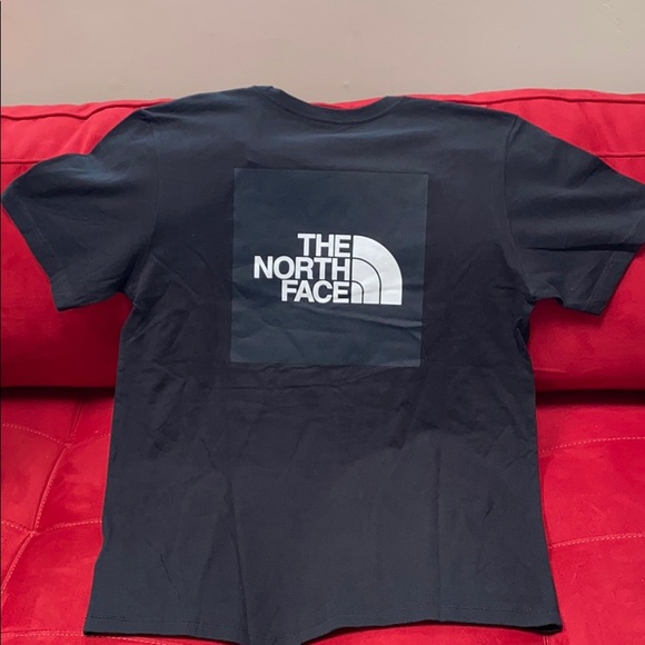 The North Face Tshirt - Picture 2 of 3